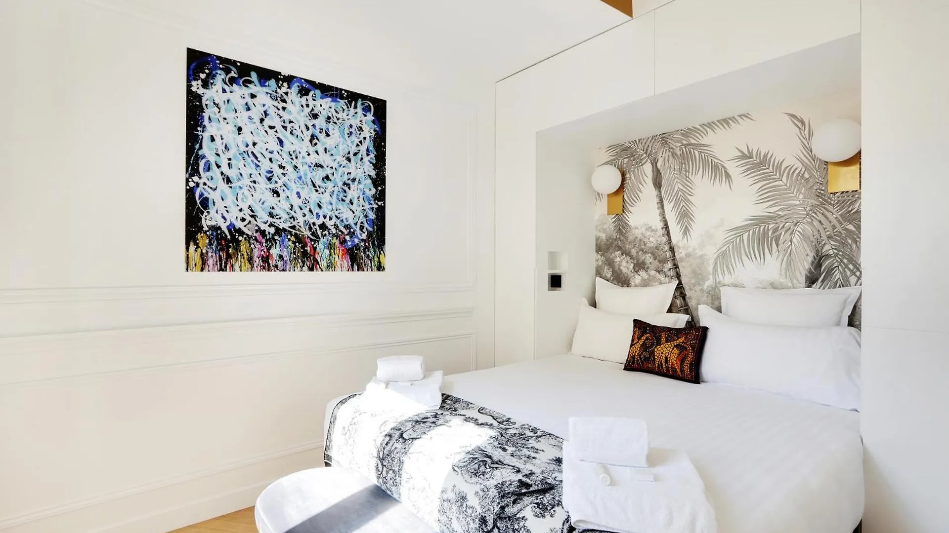Pick A Flat'S Apartment On Rue Montorgueil Parigi Francia