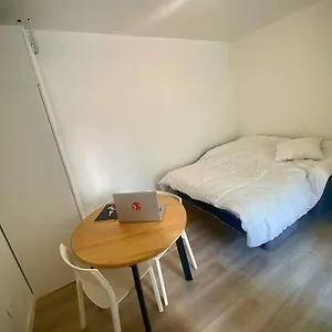 Studio In Paris